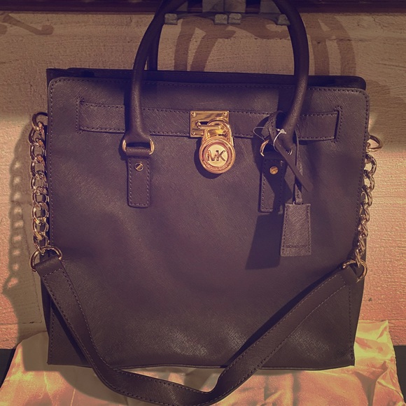 Michael Kors large purse. Coffee color - Picture 1 of 3